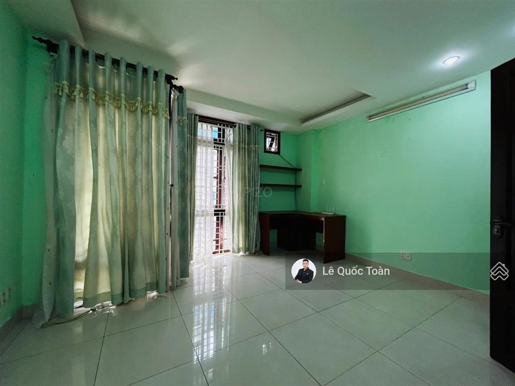 Bán nhà mặt tiền đương hoa lan, p2, pn, dt 4.5 x 12m , kc 1 hầm 4 tầng, giảm mạnh còn 16,5 tỷ tl