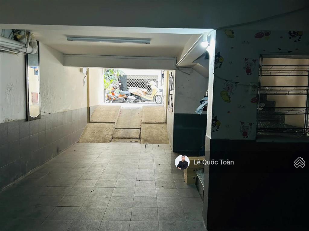 Bán nhà mặt tiền đương hoa lan, p2, pn, dt 4.5 x 12m , kc 1 hầm 4 tầng, giảm mạnh còn 16,5 tỷ tl