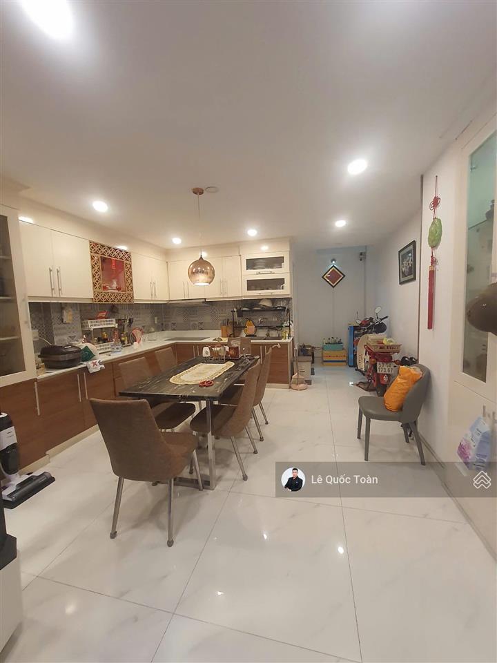 Nhà chính chủ hxh hoàng hoa thám bt! dt to 4.6x12m  54.3m2, nhà 5 tầng (4pn) kiên cố, chỉ 10,8 tỷ