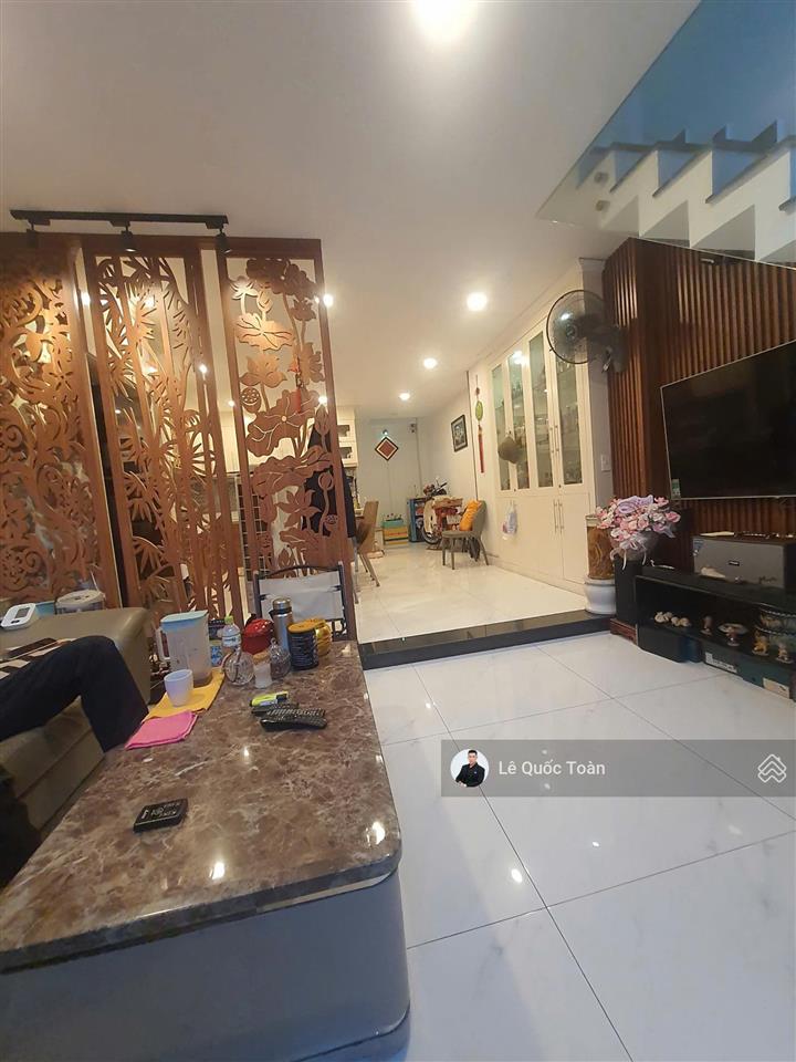 Nhà chính chủ hxh hoàng hoa thám bt! dt to 4.6x12m  54.3m2, nhà 5 tầng (4pn) kiên cố, chỉ 10,8 tỷ