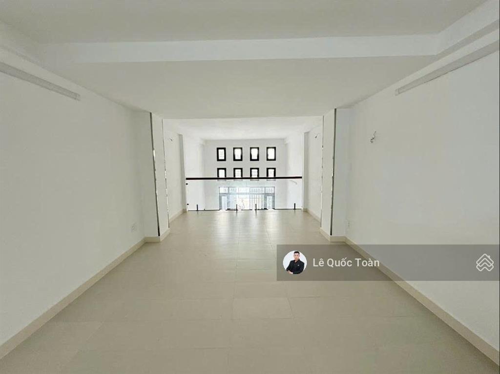 Bán nhà hxh 10m hẻm vip 236/điện biên phủ, q. bình thạnh. dt 4.4x23m, nhà 4 tầng btct, 19 tỷ 5 tl