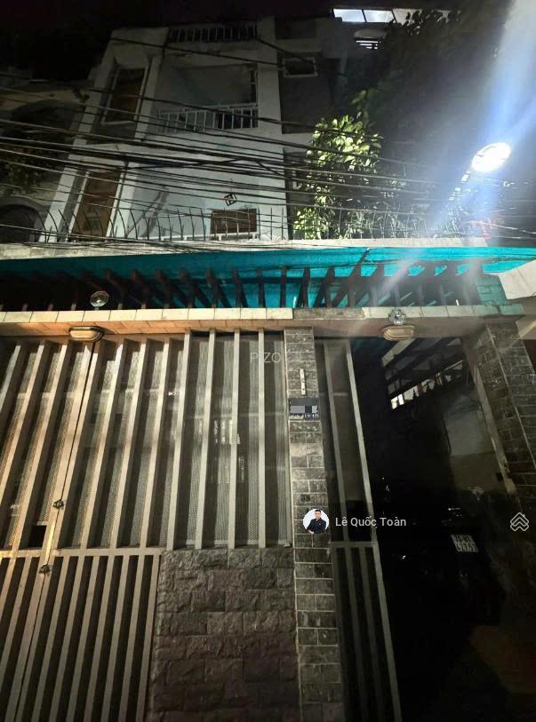 Vị trí đắc địa! ngang lớn tận 5x24m  97.9m2, 4 tầng (10pn) hxh phan xích long, pn chỉ 24.5 tỷ tl