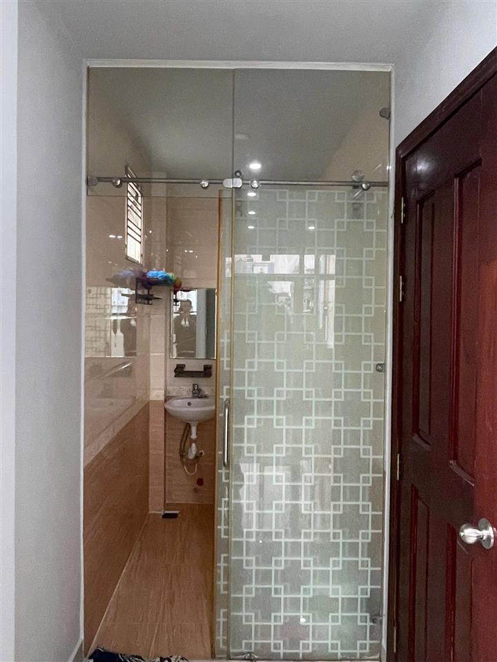 Bán nhà góc 2 mt hxh hồ biểu chánh phú nhuận, dt 5x8,15m, 4 tầng, giá chỉ 8 tỷ 7 tl