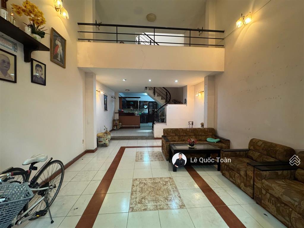 Bán nhà hxh 6m huỳnh văn bánh phú nhuận, 4 tầng, dt 4.5x16m, nhà chưa qua đầu tư giá chỉ 15 tỷ