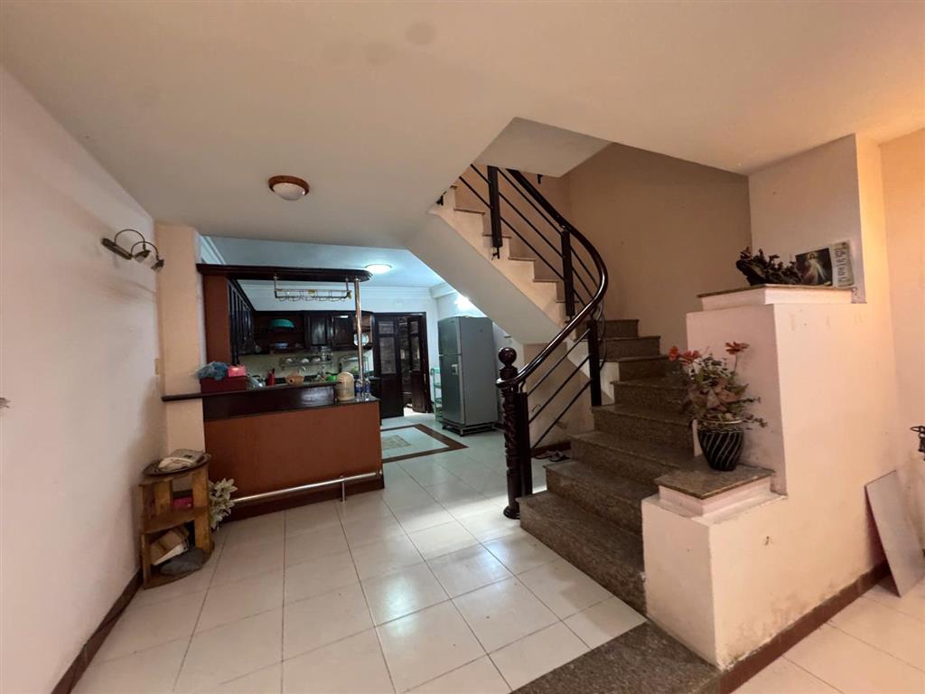 Bán nhà hxh 6m huỳnh văn bánh phú nhuận, 4 tầng, dt 4.5x16m, nhà chưa qua đầu tư giá chỉ 15 tỷ