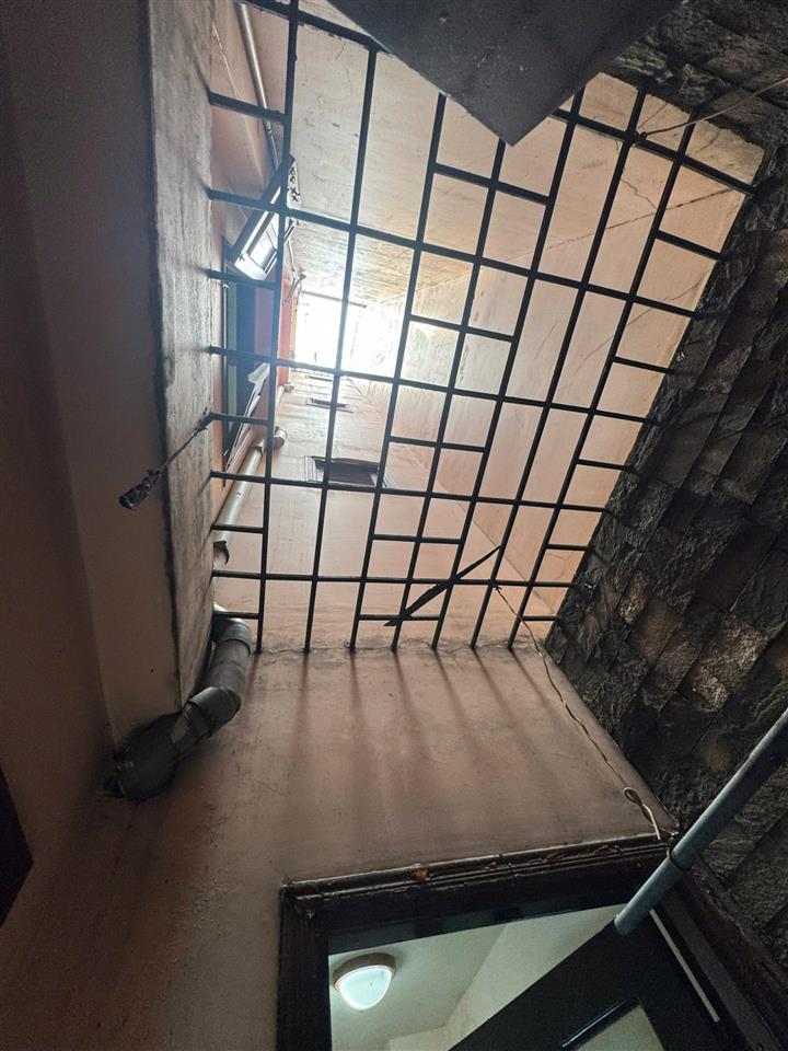 Bán nhà hxh 6m huỳnh văn bánh phú nhuận, 4 tầng, dt 4.5x16m, nhà chưa qua đầu tư giá chỉ 15 tỷ