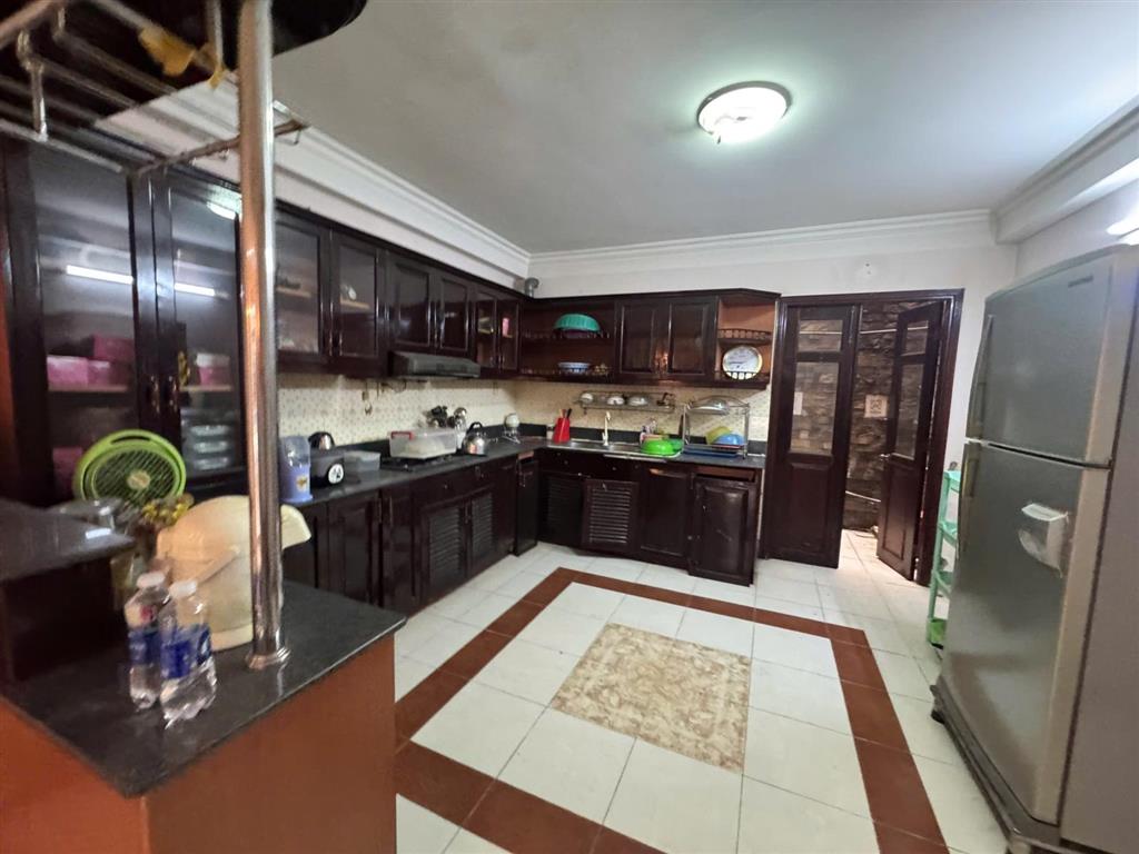 Bán nhà hxh 6m huỳnh văn bánh phú nhuận, 4 tầng, dt 4.5x16m, nhà chưa qua đầu tư giá chỉ 15 tỷ