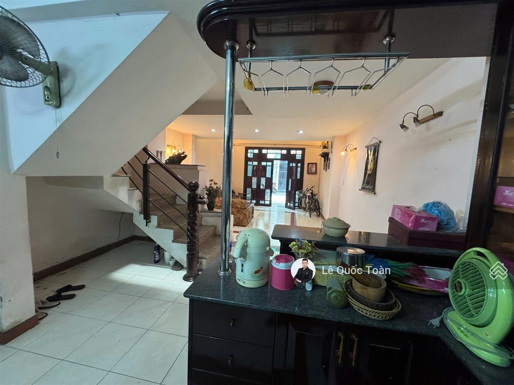 Bán nhà hxh 6m huỳnh văn bánh phú nhuận, 4 tầng, dt 4.5x16m, nhà chưa qua đầu tư giá chỉ 15 tỷ