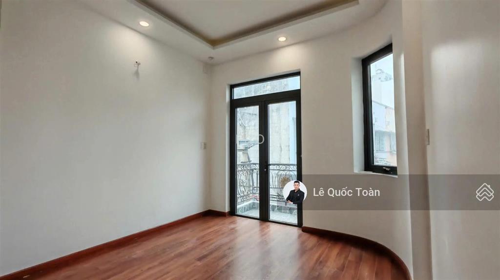 Nhà đẹp, vào ở ngay! góc 2 mặt thoáng, hxh lý chính thắng, q3. nhà 4 tầng  sd 158m2 chỉ 10,9 tỷ tl