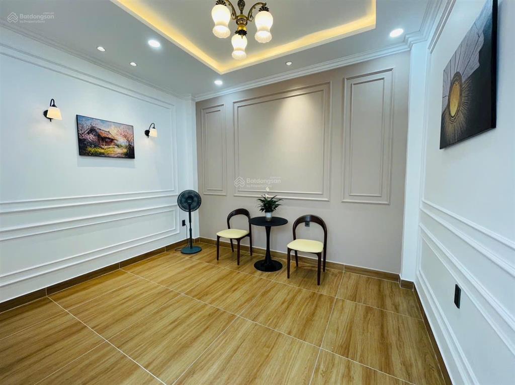 Bán nhà mới đẹp hxh phan đăng lưu, dt 4x10m, 4 tầng st, 5 pn, 6wc, full nội thất, giá 10,7 tỷ tl