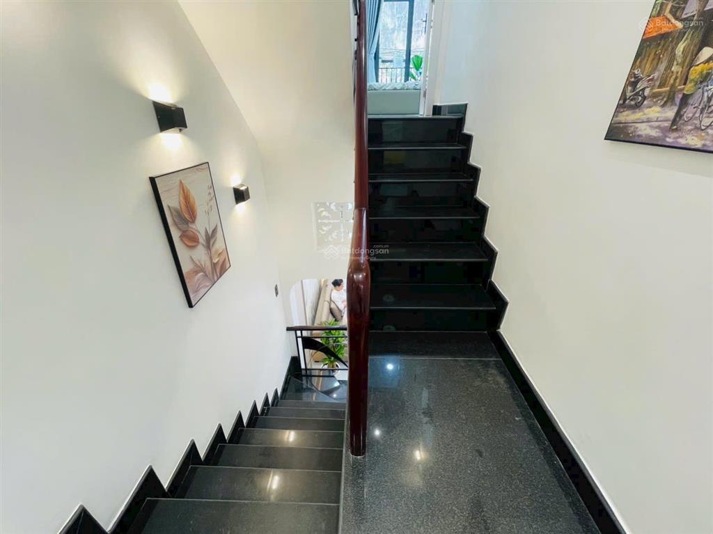 Bán nhà mới đẹp hxh phan đăng lưu, dt 4x10m, 4 tầng st, 5 pn, 6wc, full nội thất, giá 10,7 tỷ tl