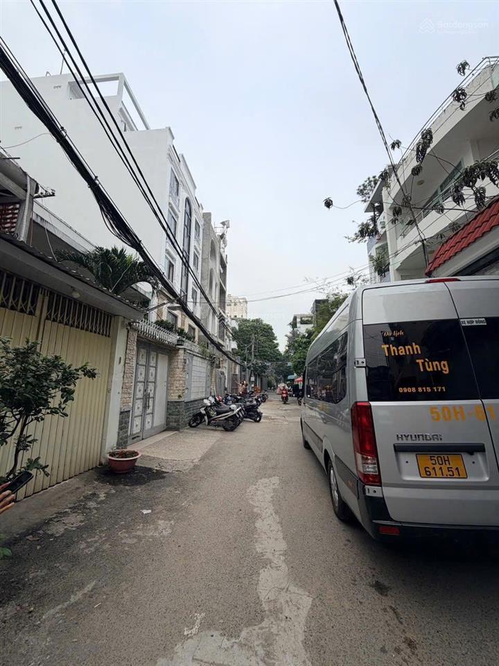 Bán chdv lê quang định bình thạnh, dt 8x20m, 27 chdv, có thang máy, 1 hầm 6 tầng, dt 250tr/tháng