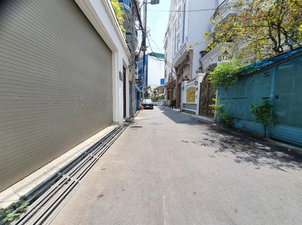 Bán toà nhà vp đường nguyễn văn trỗi, 1 hầm 7 tầng st, dt 5x16m, hdt gần 100 tr/th, giá 28 tỷ tl