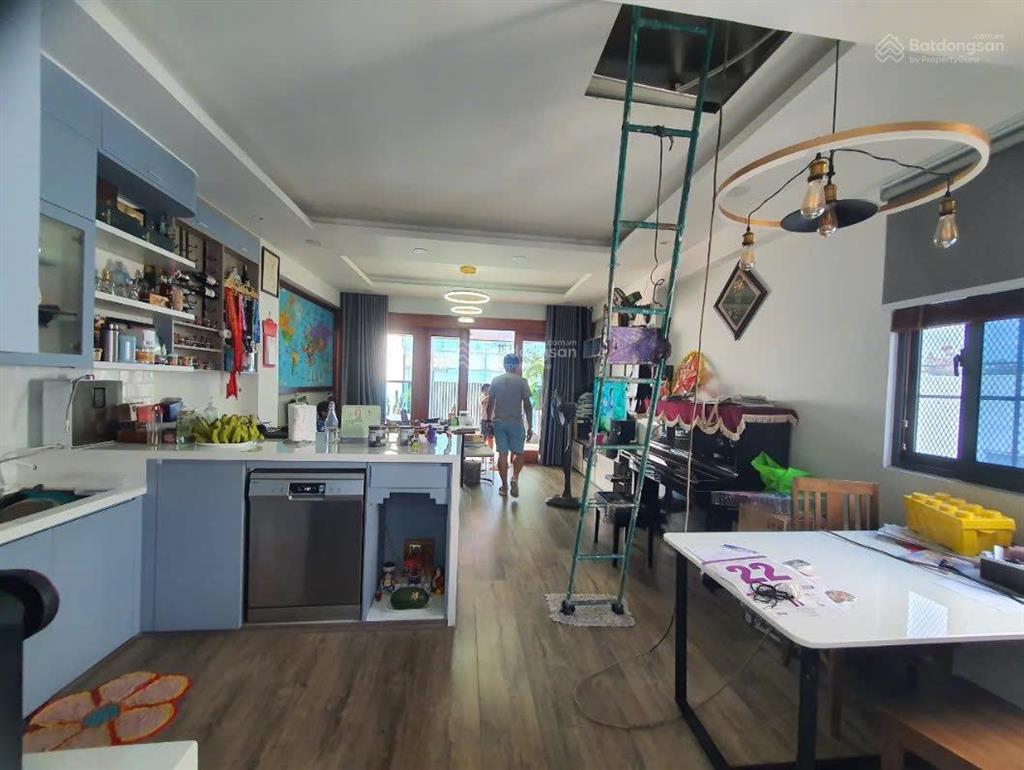 Bán toà nhà vp đường nguyễn văn trỗi, 1 hầm 7 tầng st, dt 5x16m, hdt gần 100 tr/th, giá 28 tỷ tl