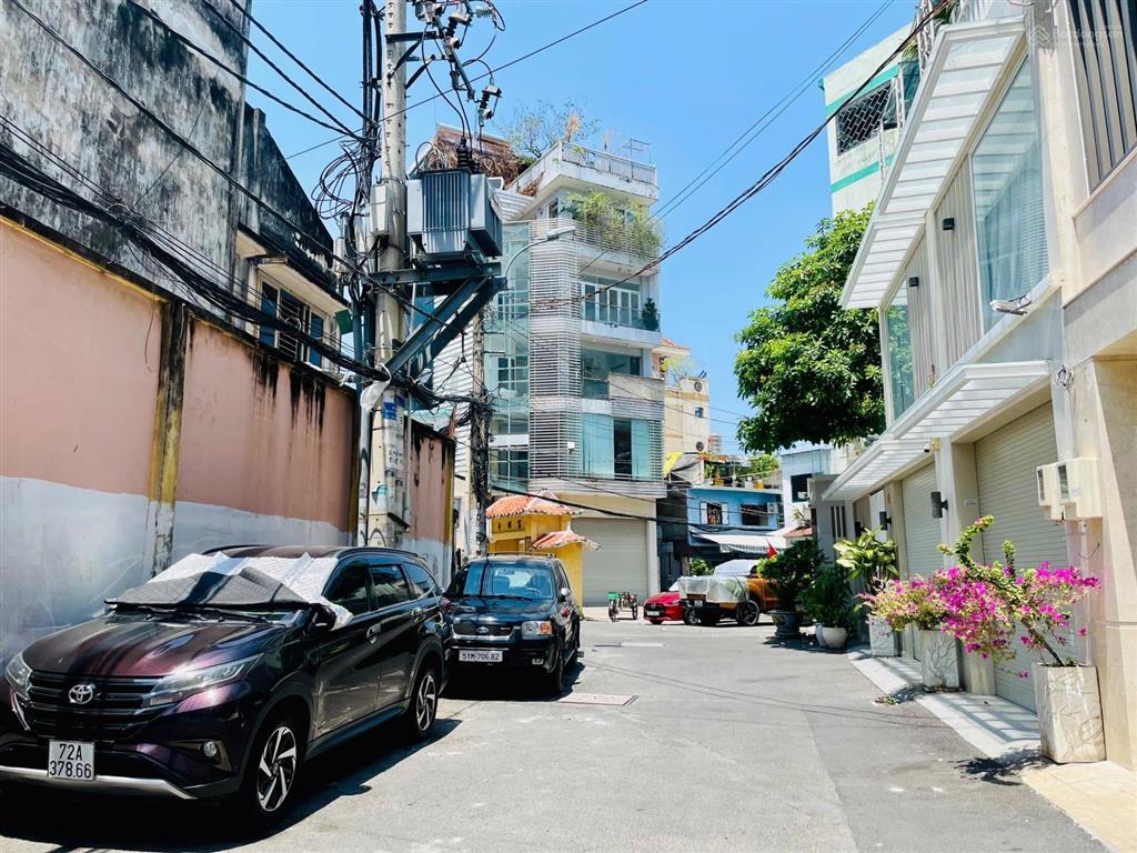 Bán nhà ngay mặt tiền đường nguyễn thị huỳnh, phú nhuận, dt 6x10m, 4 tầng st, chỉ 14 tỷ còn tl