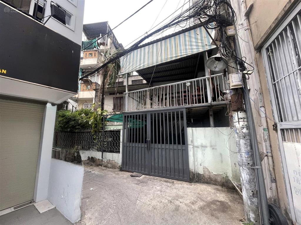 Nhà hxh sát mặt tiền phan xích long, pn, dt 8,7 x18m, nhà cấp 4 tiện xây mới 5 tầng, giá 29 tỷ tl