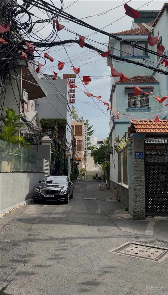 Siêu khủng! ngang khủng tận 10.5m  91.2m2, 5 tầng bề thế hxh nam kỳ khởi nghĩa, q3. giá chỉ 19 tỷ
