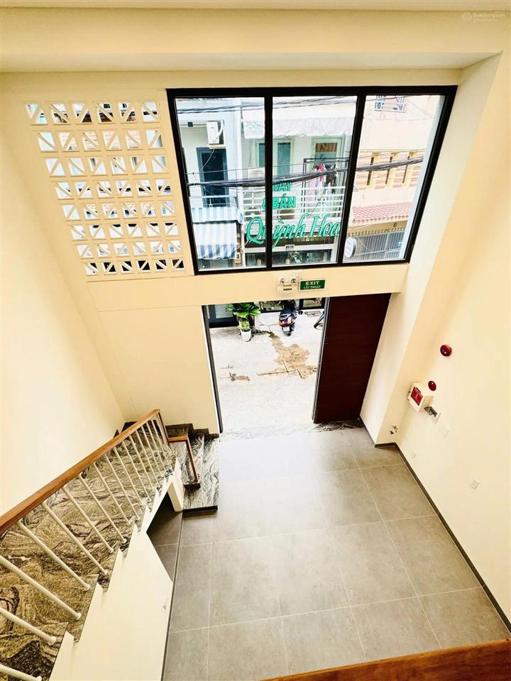 Nhà mới xây 100%, hxh huỳnh văn bánh, phú nhuận, dt 42.5m2, 5 tầng, 6pn, giá chỉ 11 tỷ còn tl