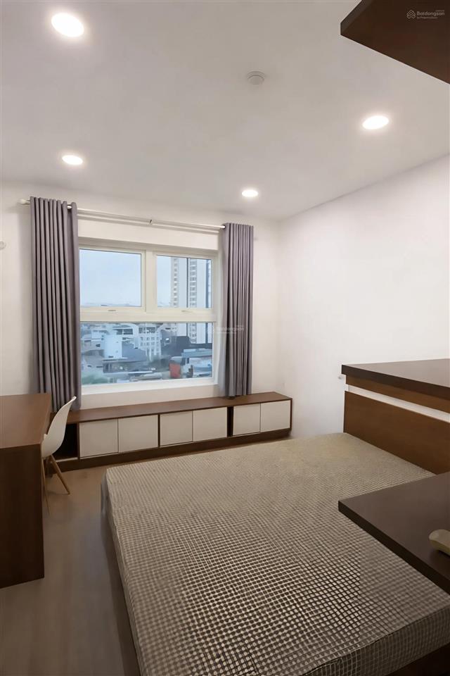 Bán căn góc 2pn xi grand court  có ban công  sổ hồng riêng  lầu đẹp  view đẹp  tặng nội thất