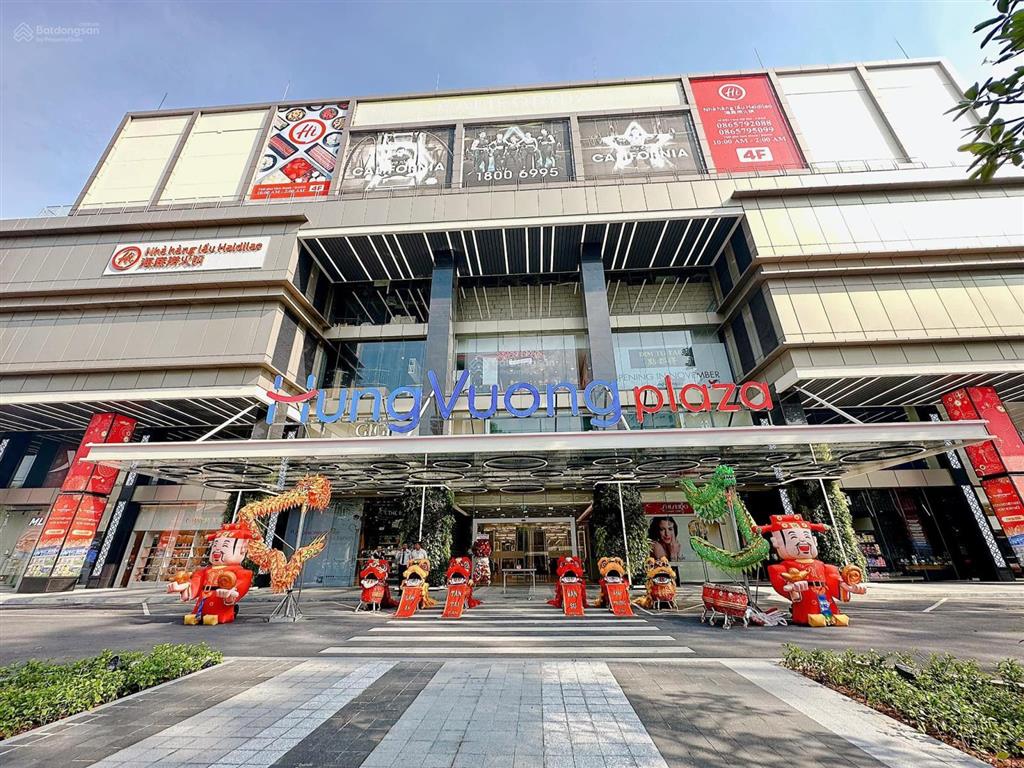 Chính chủ cần bán  hùng vương plaza  130m², 3pn, 3wc  lầu cao  có suất ô tô  sổ hồng riêng