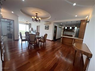 Giảm giá bán gấp căn hộ hùng vương plaza để giải quyết công việc  130m2  3pn, 3wc  sổ hồng riêng