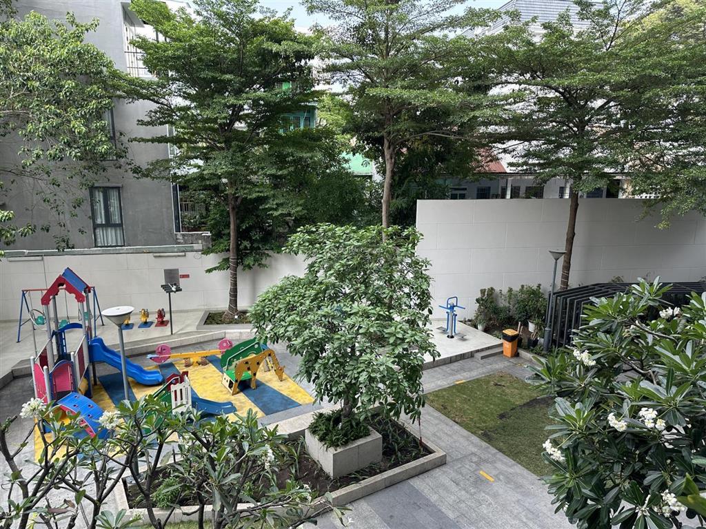 Kẹt tiền  bán gấp căn hộ the everrich infinity, quận 5  110m2, 3pn  sổ hồng riêng  giá 10 tỷ