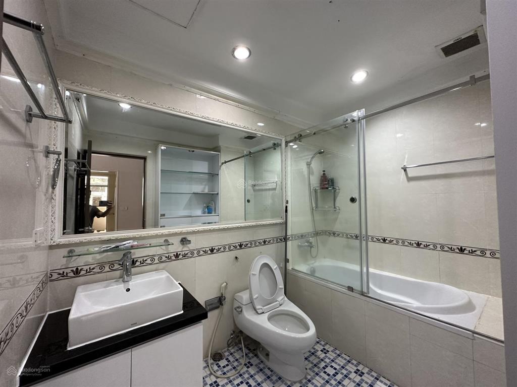Bán hoặc cho thuê gấp căn hộ the flemington  quận 11  127m2  3pn  giá tốt  pháp lý chuẩn