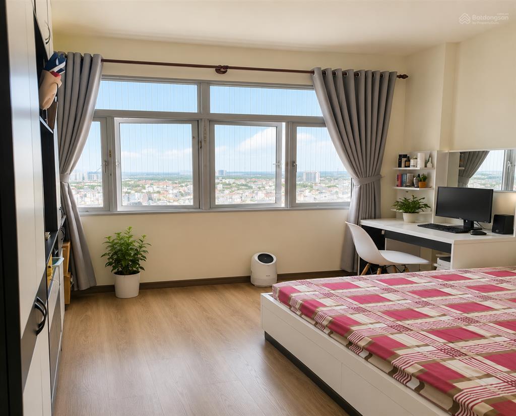Bán gấp căn hộ tản đà court  lầu cao  hướng mát  view đẹp  sổ hồng riêng  102m² (3pn  2wc)