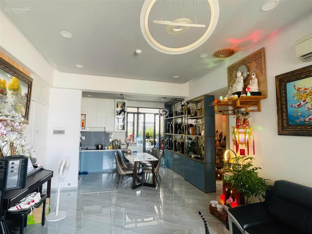 Nhà như hình  bán gấp căn hộ thuận việt, quận 11  98m² (3pn, 2wc)  sổ hồng riêng  giá chính chủ