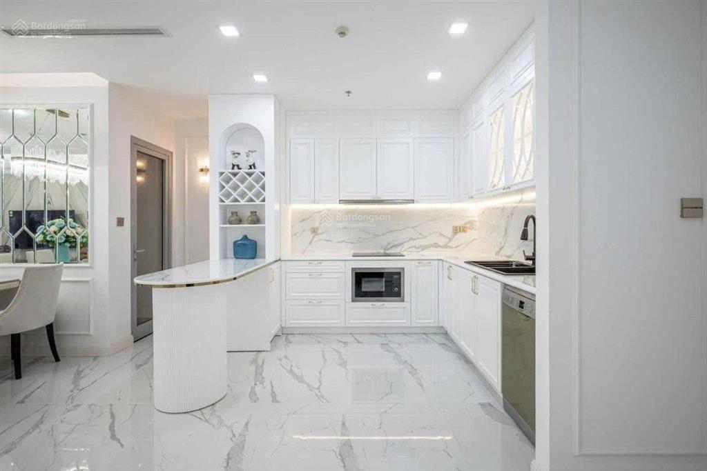 Cho thuê gấp căn hộ xi grand court, quận 10, dt 90m² (2pn  2wc), nội thất cao cấp, 17tr/th