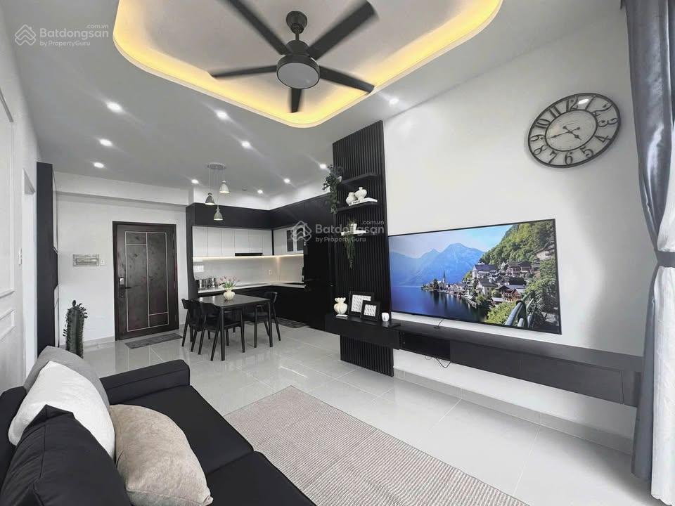 Chính chủ cần cho thuê căn hộ cao cấp hùng vương plaza, quận 5, dt 130m² (2pn  3wc), nhà mới