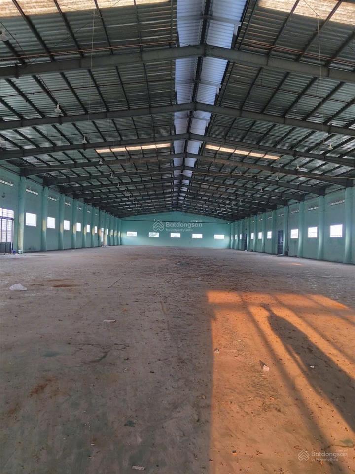 Cho thuê xưởng nguyễn ảnh thủ dt 2200m(pccc)
