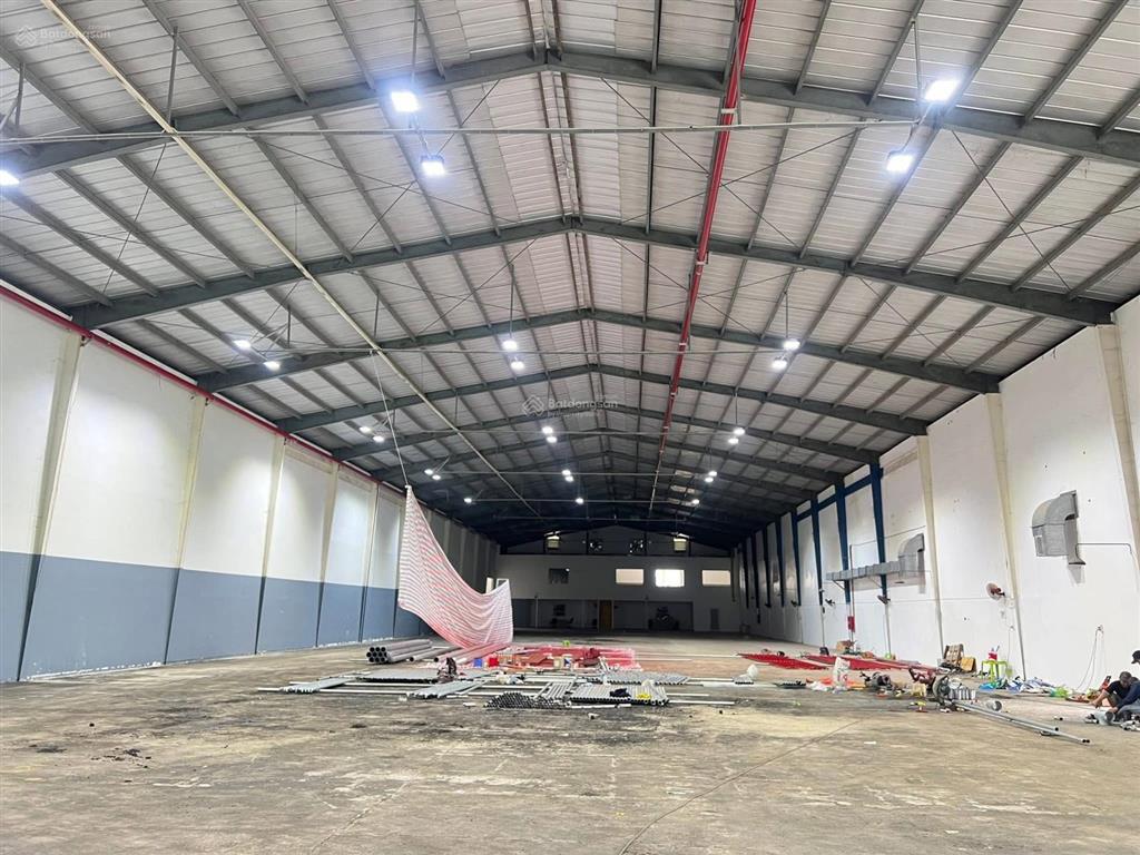 Chính chủ cho thuê xưởng vĩnh phú. dt 1100m, 65tr