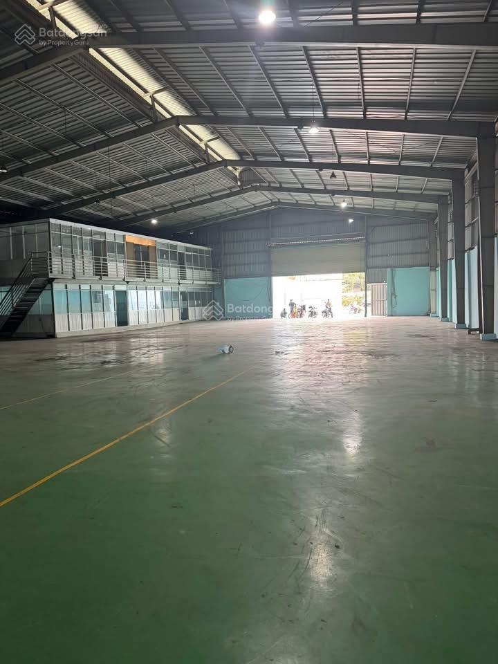 Cho thuê xưởng mt quốc lộ 1a. dt 1200m²