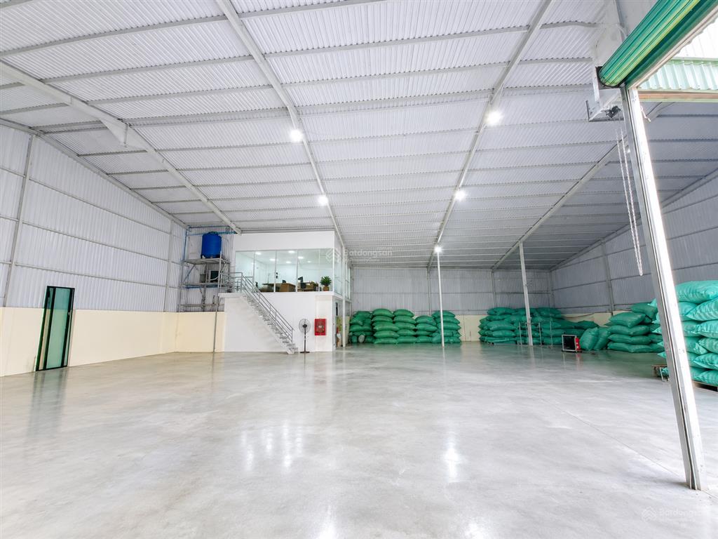 Cho thuê xưởng bà điểm dt 600m²/35/triệu