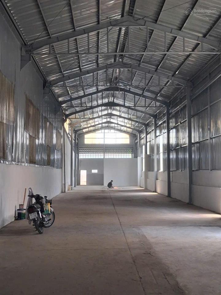 Chính chủ cho thuê xưởng vĩnh phú. dt 600m