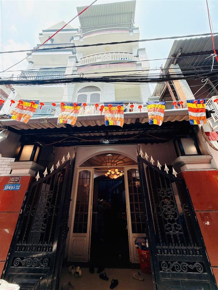 Nhà hẻm đẹp, 4 tầng (4x15m), gần mặt tiền âu dương lân p3 q8