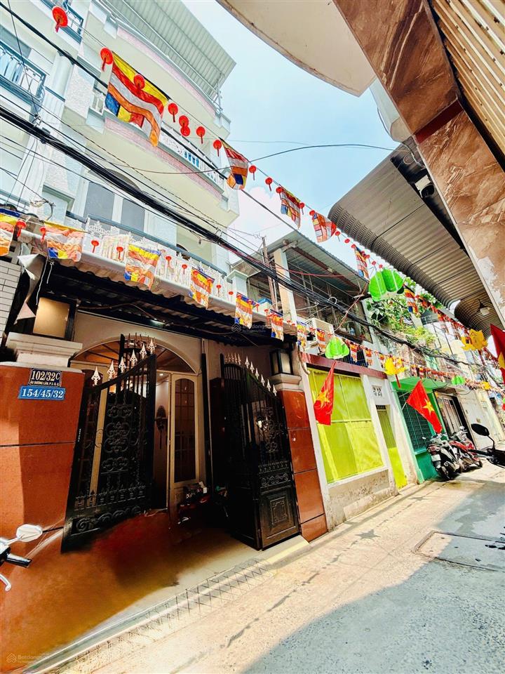 Nhà hẻm đẹp, 4 tầng (4x15m), gần mặt tiền âu dương lân p3 q8