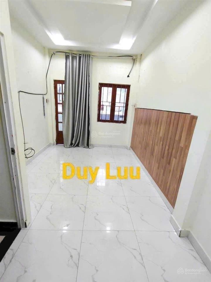 Cho thuê nhà hẻm 3 gác, 1 xe, đường nghĩa thục, quận 5