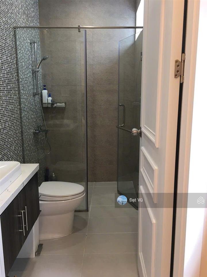 Cho thuê biệt thự nine south estates nhà bè 4 phòng ngủ full nội thất giá 25 triệu/tháng