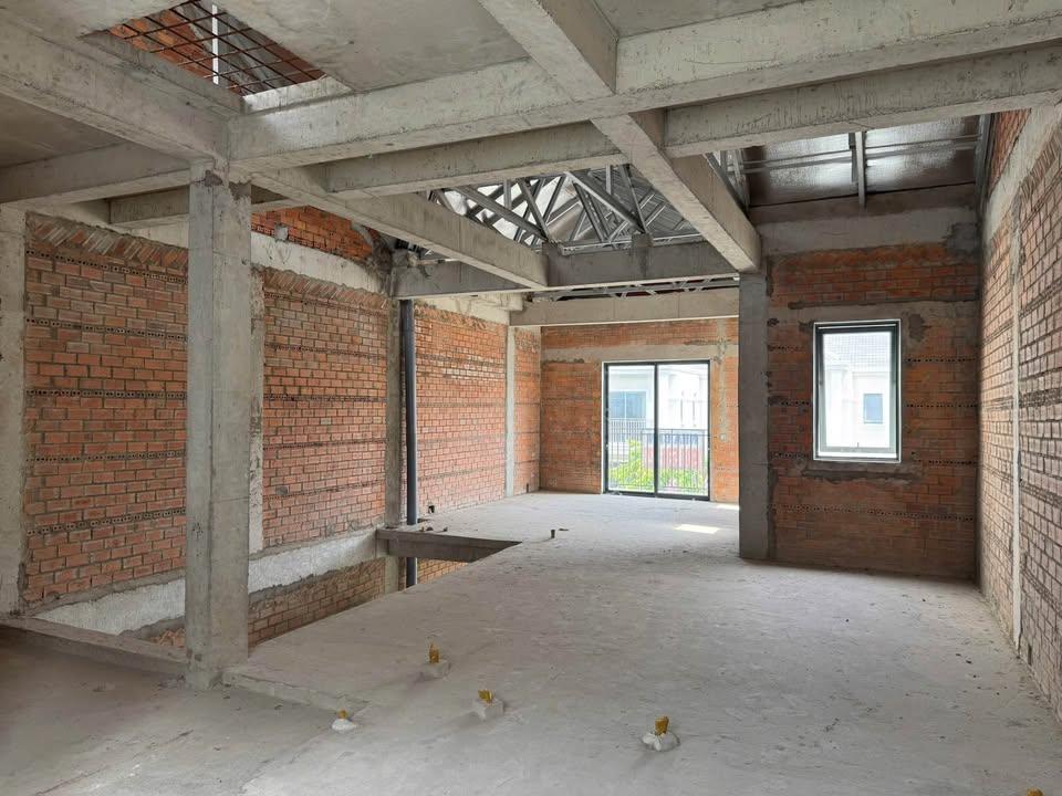 Chuyên bán biệt thự nine south estates ven sông | giá tốt