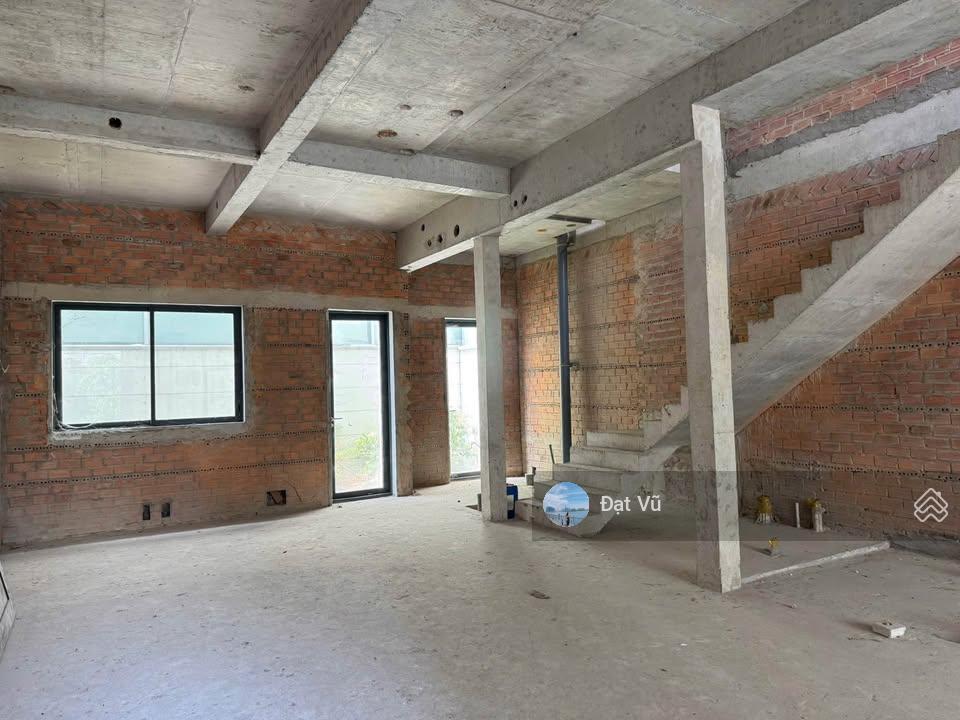 Chuyên bán biệt thự nine south estates ven sông | giá tốt