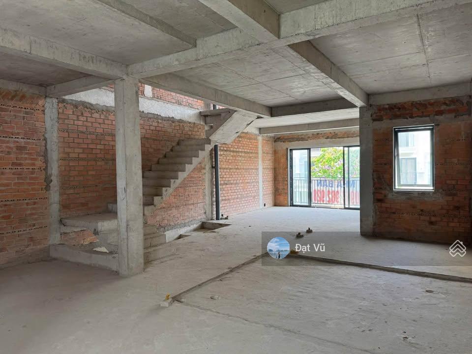 Chuyên bán biệt thự nine south estates ven sông | giá tốt