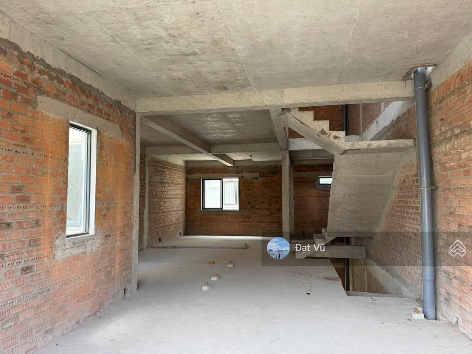 Chuyên bán biệt thự nine south estates ven sông | giá tốt