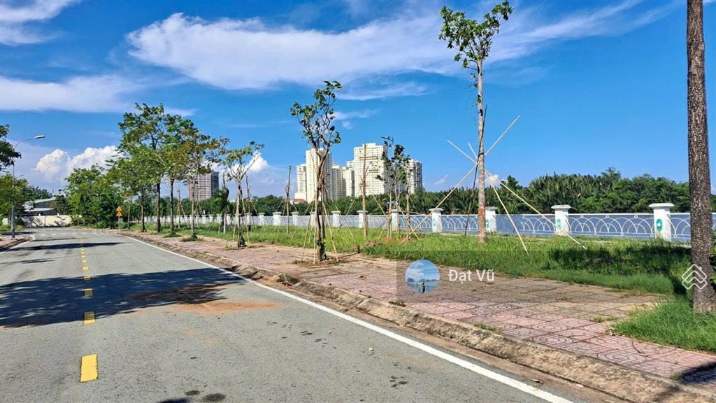 Bán đất nhà phố kdc ven sông bộ công an nhà bè, giá 12.9 tỷ