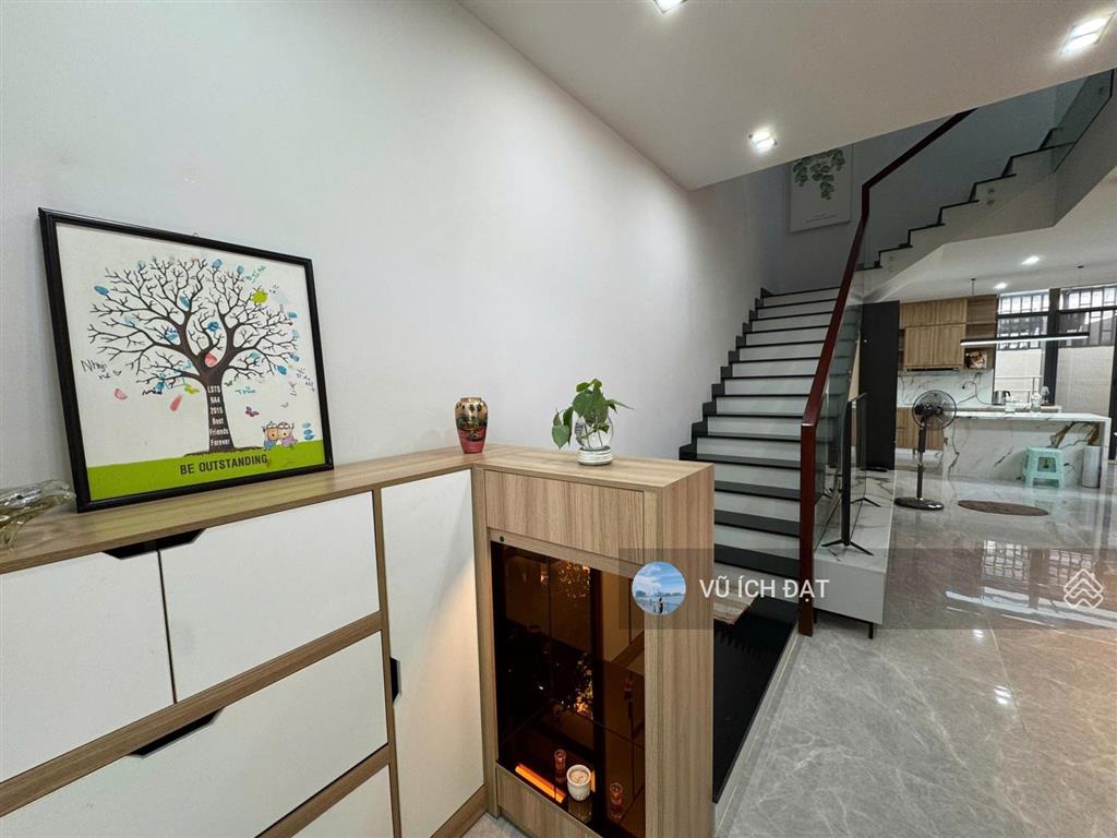  0909 389 *** chính chủ cho thuê nguyên căn lavila nội thất đẹp