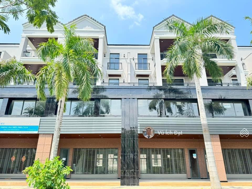 Cho thuê nhà mặt phố tại khu đô thị zeitgeist, nhà bè