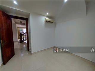 [cho thuê] biệt thự sadeco phước kiển a 10x20m đường xe hơi vị trí vàng sát quận 7