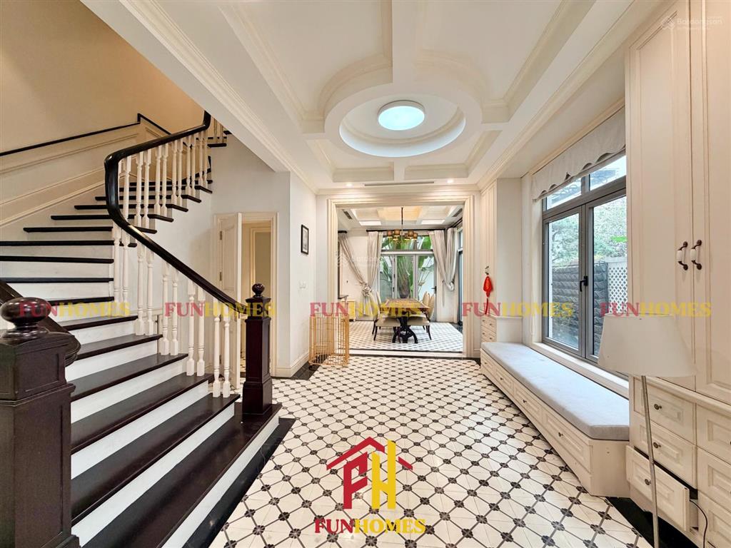Biệt thự cho thuê cạnh hồ điều hoà vinhomes the harmony đầy đủ nội thất hiện đại