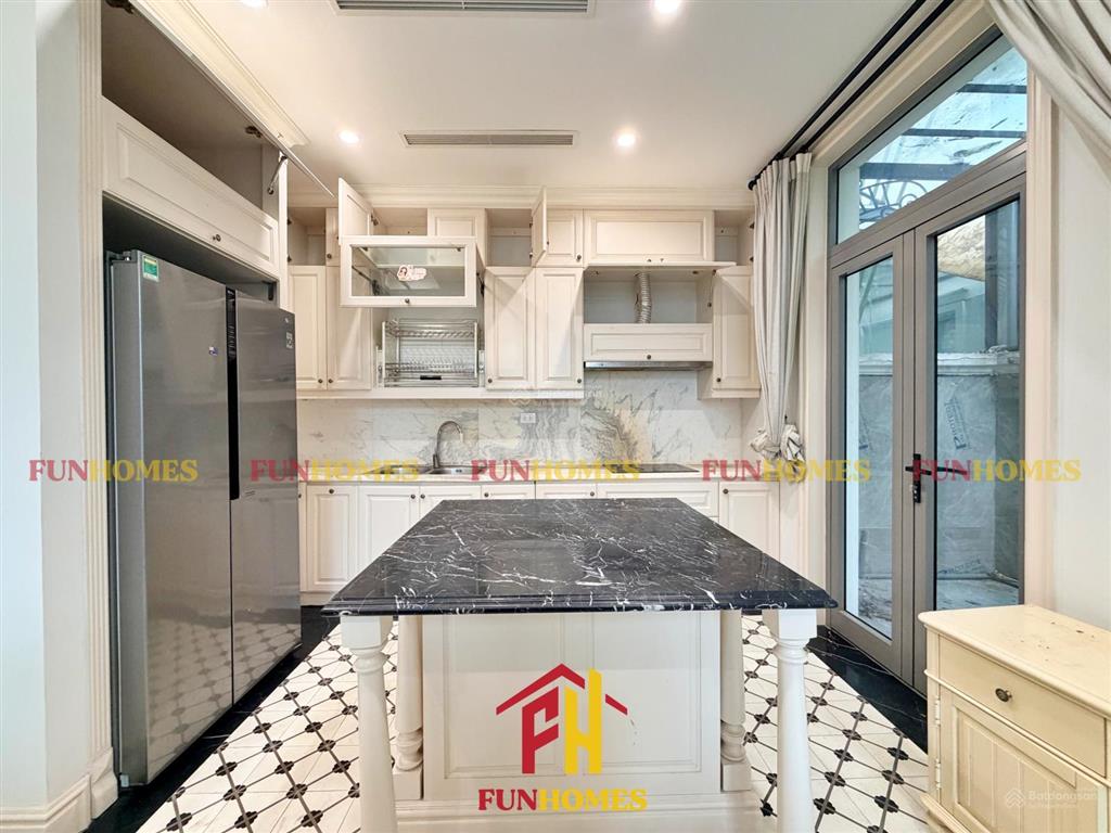 Biệt thự cho thuê cạnh hồ điều hoà vinhomes the harmony đầy đủ nội thất hiện đại